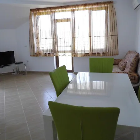 Радуга Комплекс Апартаменти Apartmán Kranevo